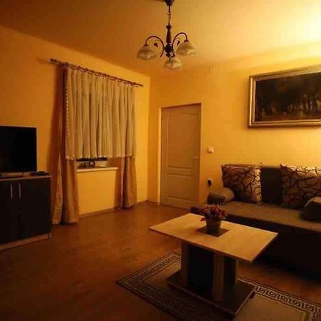 Hbr Friendly Apartment 시기쇼아라 외부 사진
